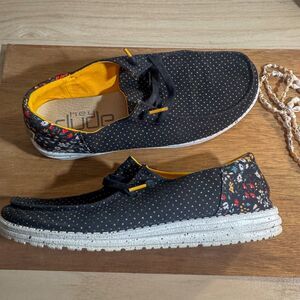Hey Dude Wendy Funk Floral Dot Slip-on Casual Shoes US Size 11